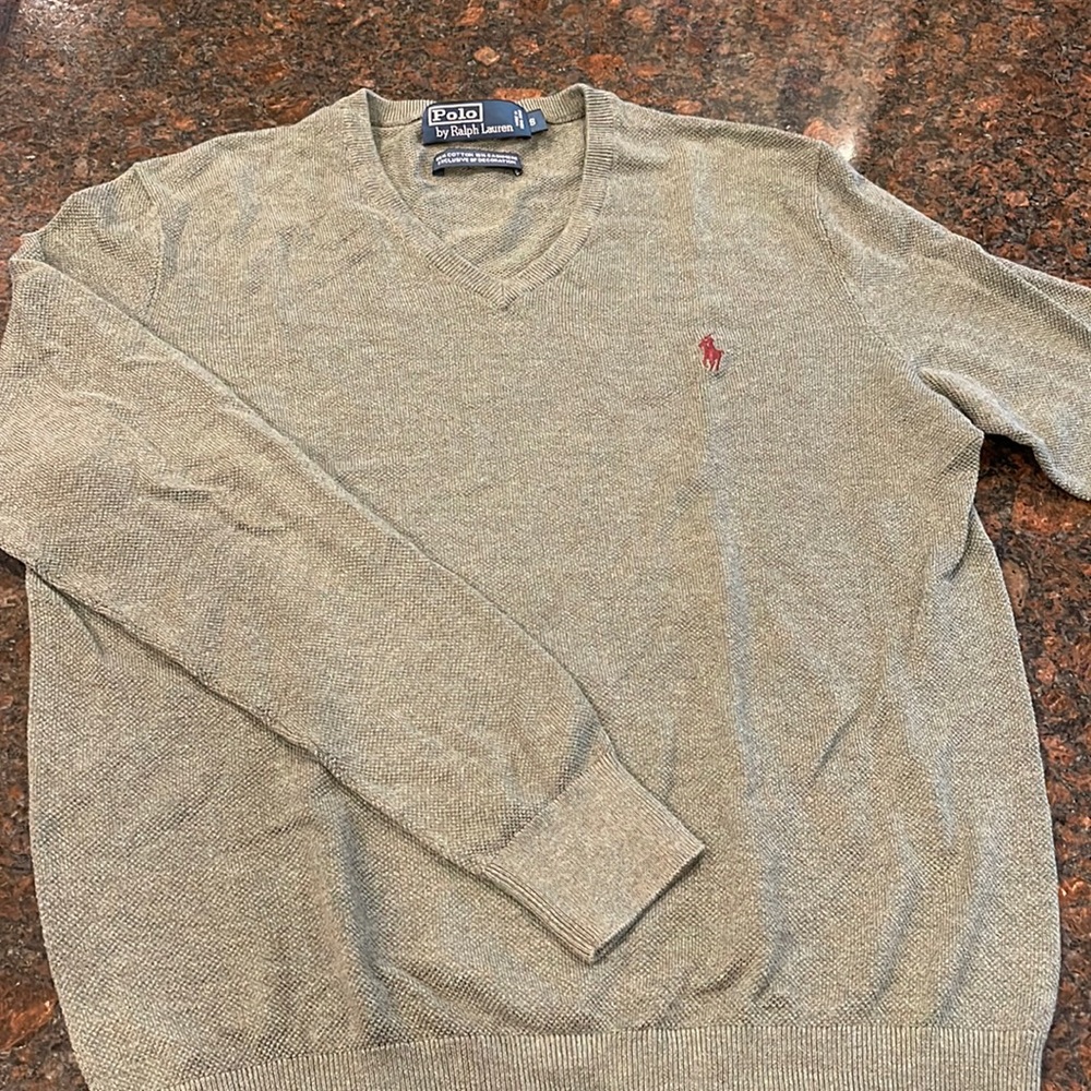 V Neck Sweater. Never worn.  Lightweight. 85% cotton and 15% cashmere.
